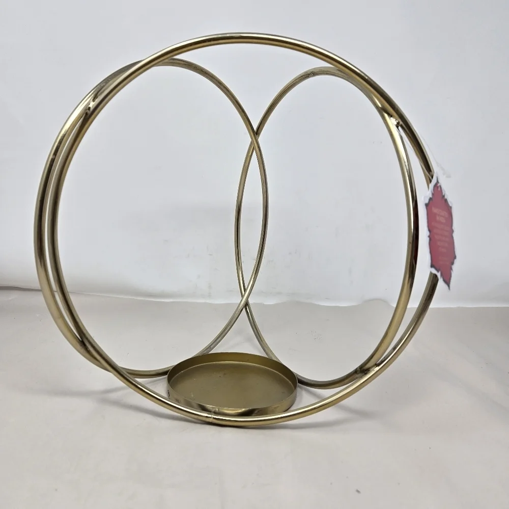 JMLE Metal Candle Holder Faux Gold Brass? 10x10 Three Circles Soldered Together